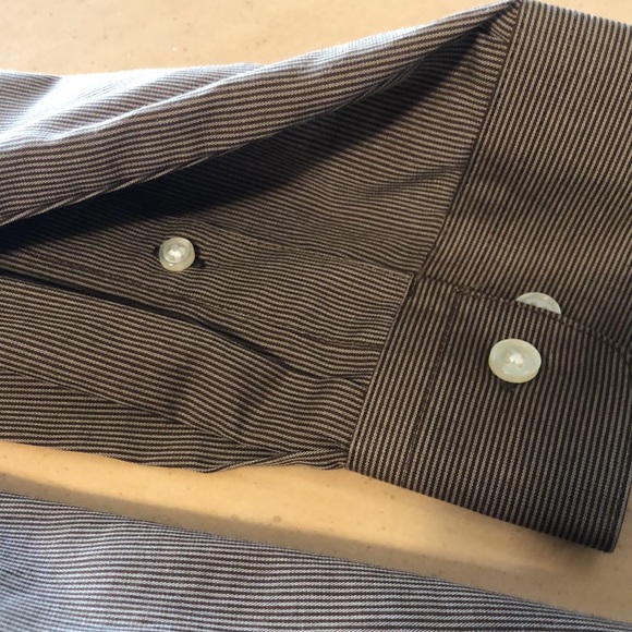 VanHeusen Men’s Button Down Shirt XL - Picture 8 of 8